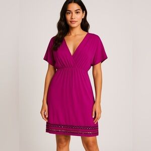 100% Silk Beaded Trim Fuchsia Ruffle V-neck dress Size XS Trina Turk vintage